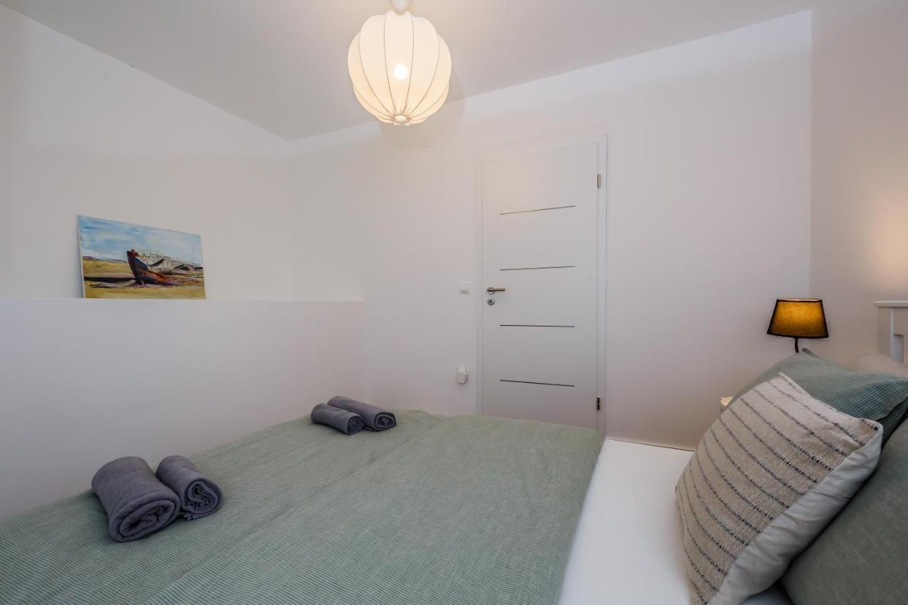 Apartment Maestral スティヴァン エクステリア 写真
